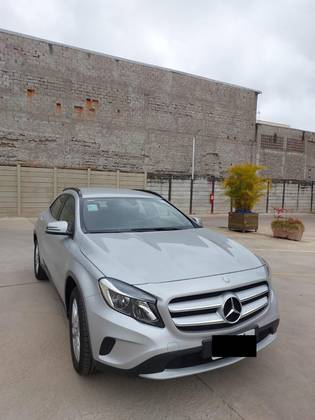 MERCEDES-BENZ GLA 200 1.6 CGI STYLE 16V TURBO FLEX 4P AUTOMÁTICO